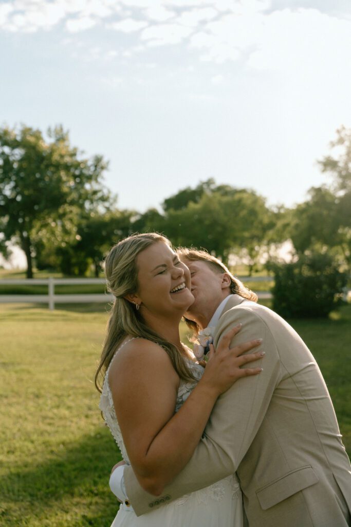 winnipeg sunset with bride and groom 